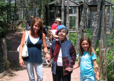 Heartwood Senior living : Owner Lynn Daughter Alexa Walking at Zoo